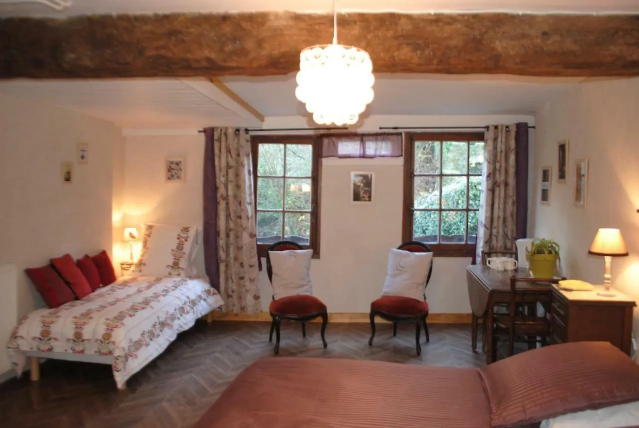 Chambres D'Hotes Le Rempart Du Jerzual 迪南 0*,  法国